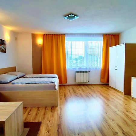 Penzion Katka Vel'ka Lomnica Esterno foto